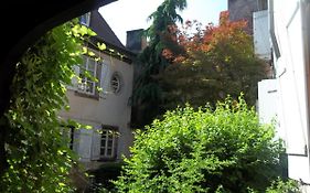 La Chaumière